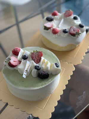Matcha green cake and light cheese cake