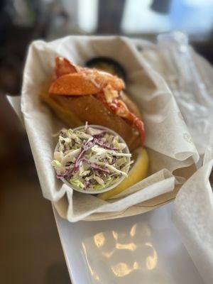 Hot lobster Roll (MP)