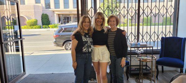 Laurel, Jasmin, and Linda