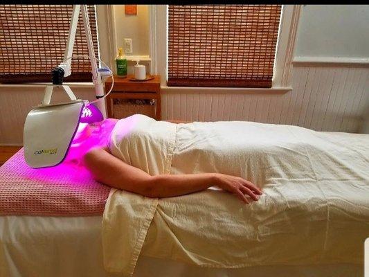 Red Light (LED) therapy to enhance collegan