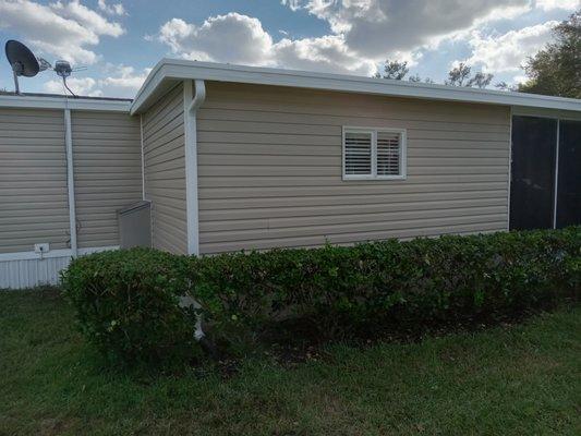 United Vapor Barrier & Floors