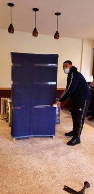 We do our best to secure your belongings and move them damage free