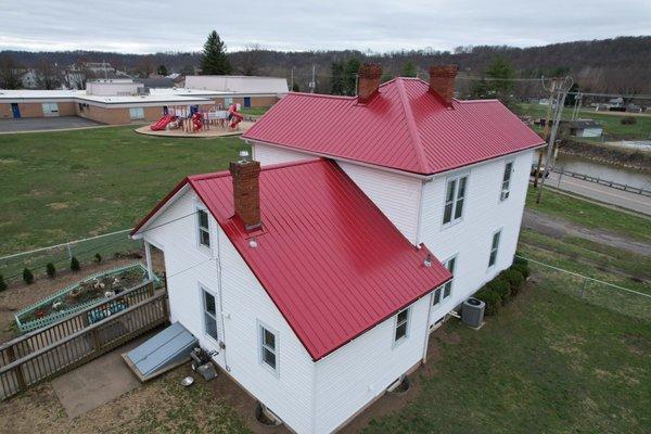 Metal Roof
Residential