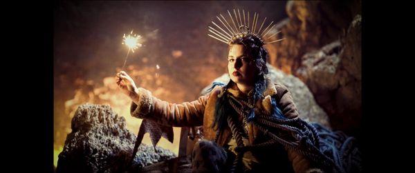 Screen cap from "Wise Words"