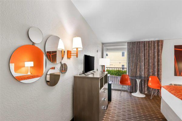 Howard Johnson by Wyndham Vero Beach / Downtown