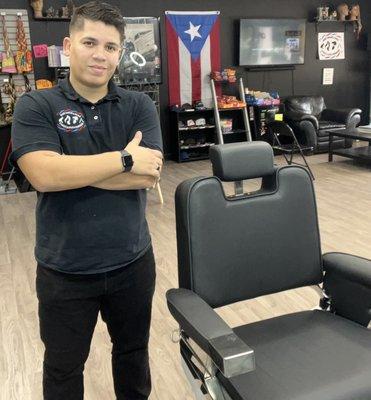 Alejandra Cuts & Colors