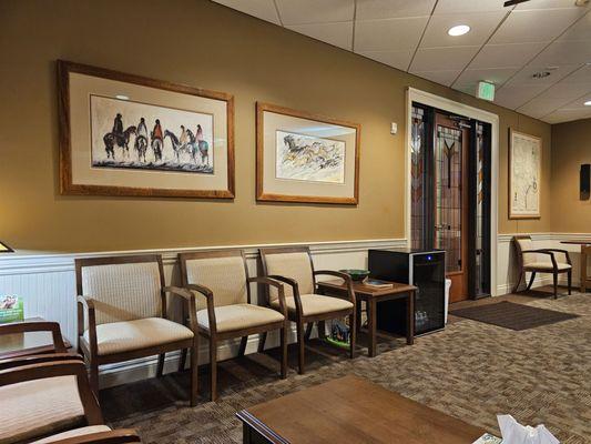 Larry H Lindsay, DDS