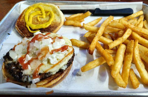 Scenic Lagoon Saloon