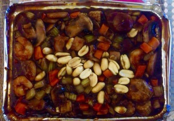 This was one of the best Chinese carry-out meals i have had in this whole area! Kung Pao Duo Delight. $9.50 & worth every bite!