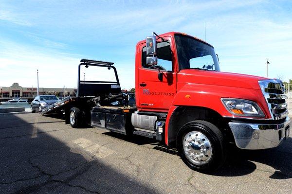 24/7 Towing and Roadside Assistance Services