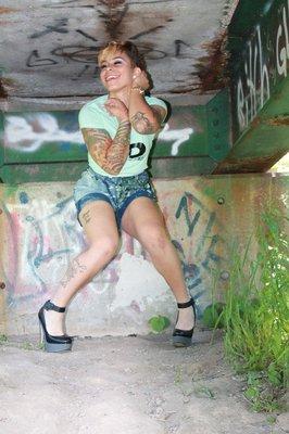 Def ly Kustom Threads