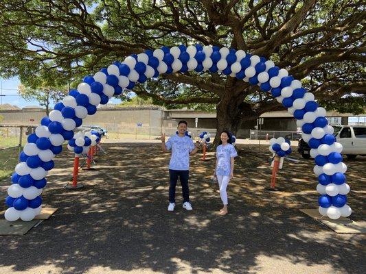 Car pathway toward cafeteria