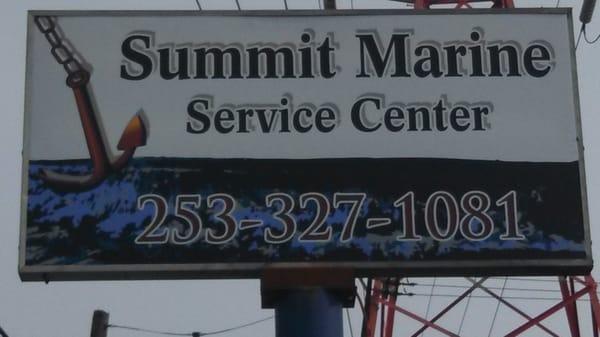 Summit Marine Service Center