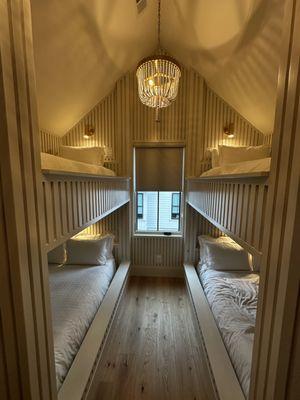 Hooked Up Installs Austin