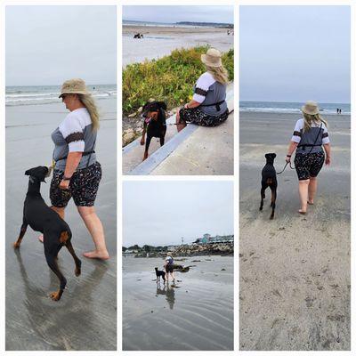 Shana and Robin training and hanging on the beach