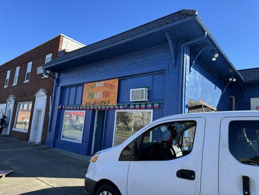 Mexican groceries 701 6th ave huntington wv