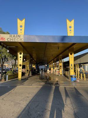 Magnolia Island's Hand Car Wash