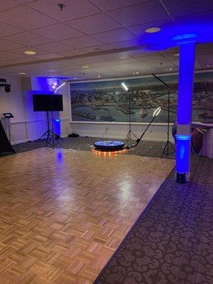 Gather Round Entertainment