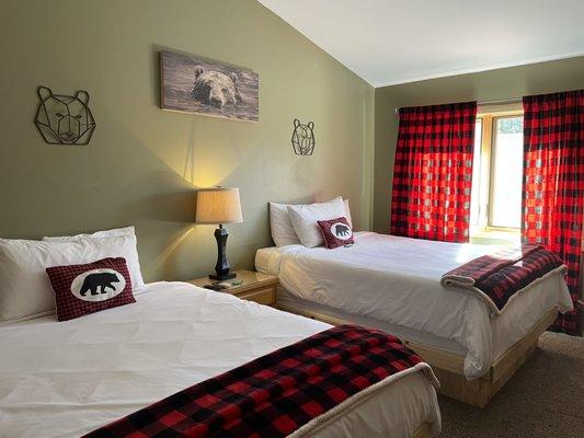 Bear Room with two queen beds
