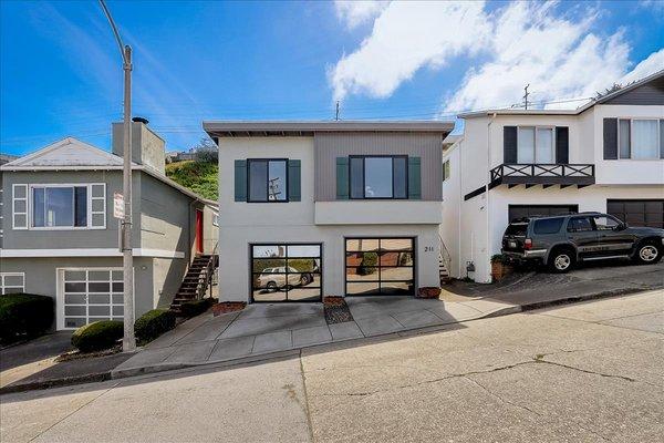 Listing sold $282 over asking! Setting records in neighborhoods.