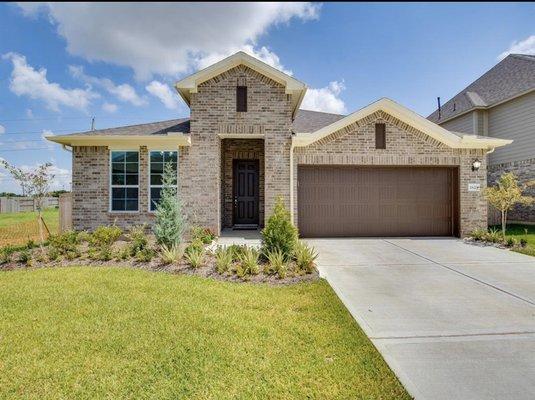 Emanuel Contreras- Realm Real Estate Professionals