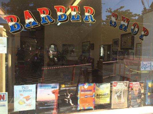 Vionne's barber shop continues to bring to his customers a classic barbering feel and a warm personal experience!!