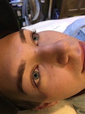 5 Star Brow Threading and Eyelash Lifting. Farewell, mascara!