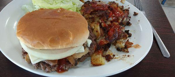 Price Point and new location was nice but food was horrible I got the mushroom Swiss burger and fried potato and onions.