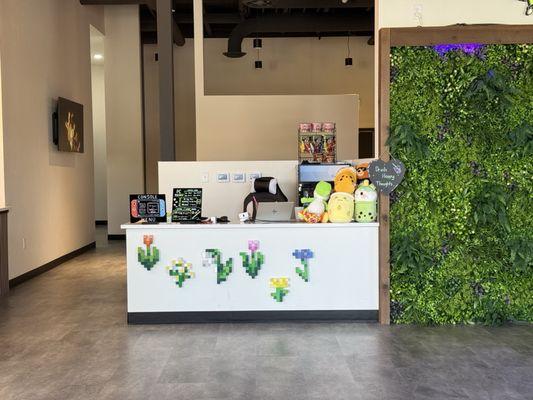 Tea Won Boba & PC Cafe