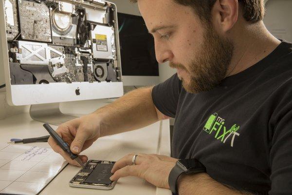 Mr. Fix It iPhone and Computer Repair