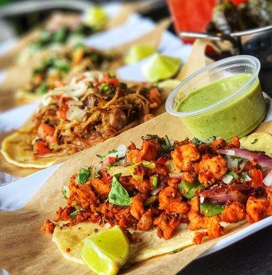 Tacos: soy bean chorizo (veggie) + carnitas + pollo + longaniza verde