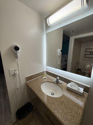 Howard Johnson by Wyndham San Diego Hotel Circle