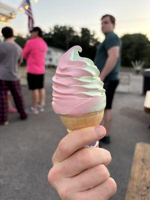 Strawberry and pistachio twist