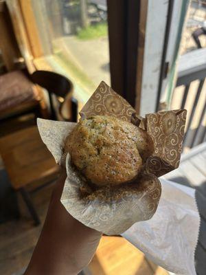 Lemon poppyseed muffin