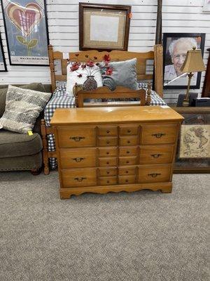 Love how they decorate the rooms.