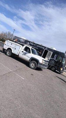 PJ's 18 wheel Auto service