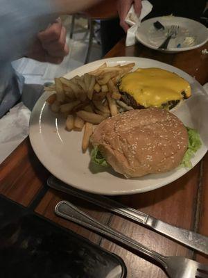 Cheeseburger