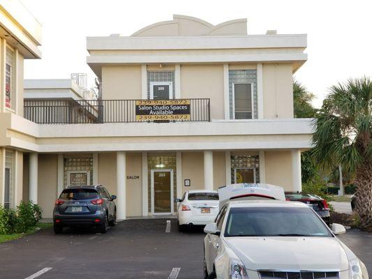 This is my salon second floor quiet and relaxing