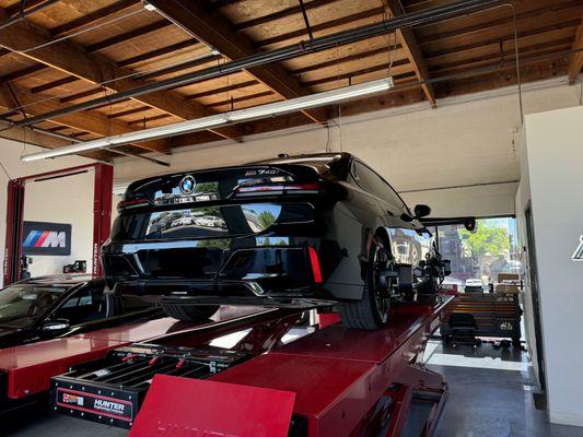 BMW 740i Alignment - 100% Recommended