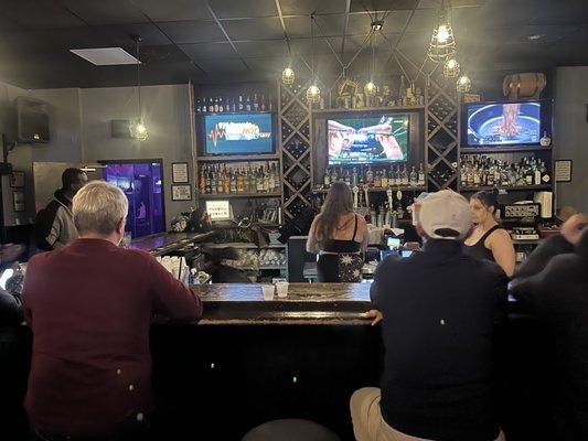 926 Bar & Grill