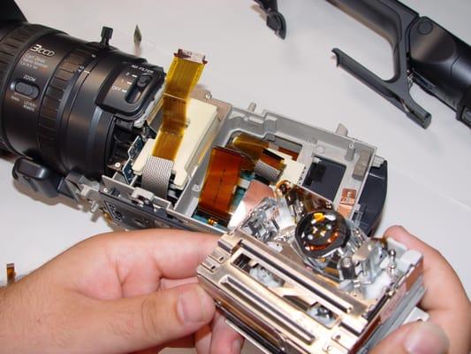 Downey Camcorder Service & Repair , electronics and Mechanic Repair. .For best Service. Call Today