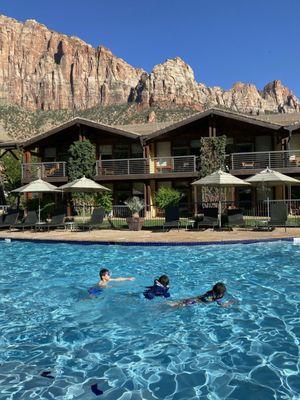 This view tho! I live for moments like this. #wanderlust #lustforlife