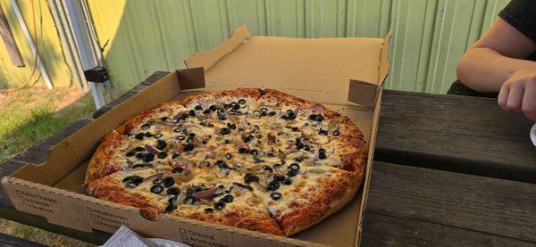 Tahquamenon Pizza