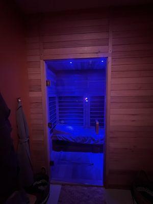 Single sauna entrance