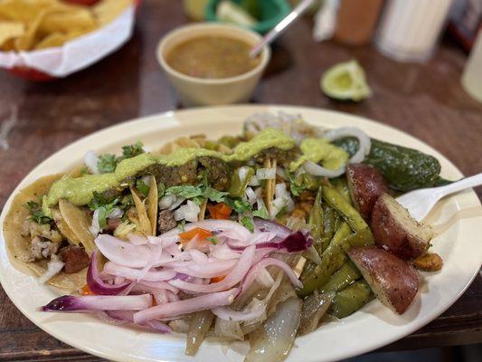 Place taco buffet of barbacoa, bisteck,pastor and carnitas! Everything was excellent!