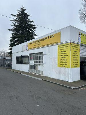 El Yucateco Auto Repair & Tire