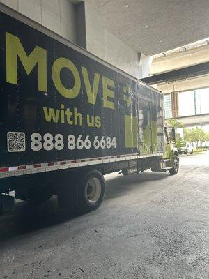 Live Moving and Storage