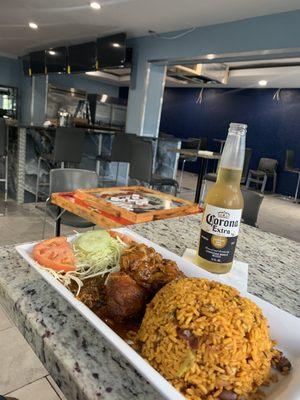 La Placita Bar & Grill