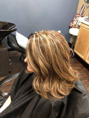 Molly's salon