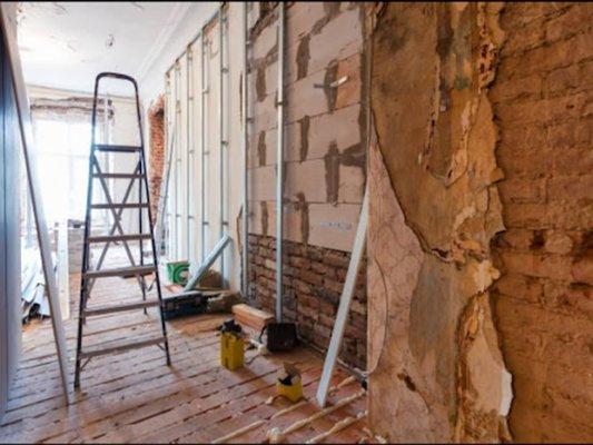 J & J Roofing And Restoration, LLC